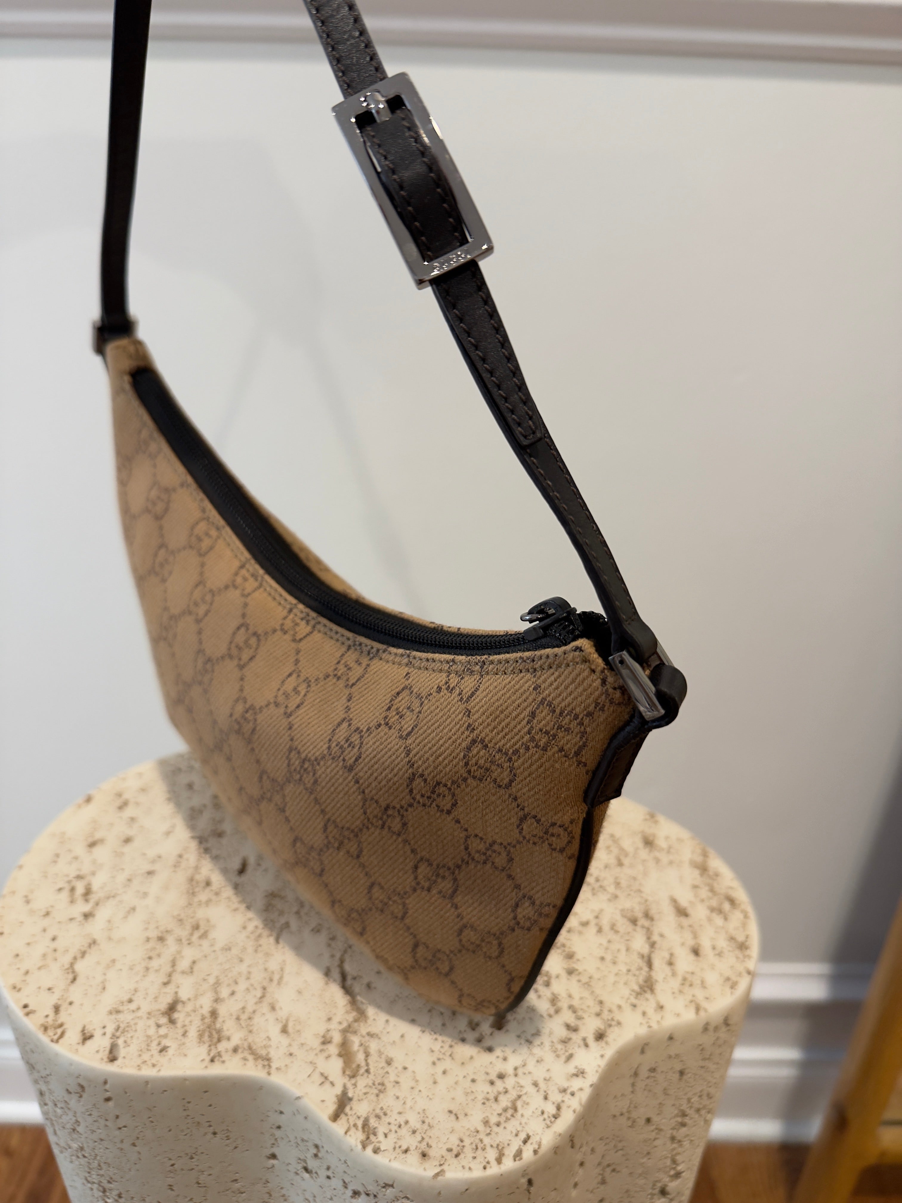 Gucci Vintage Pochette Shoulder Bag